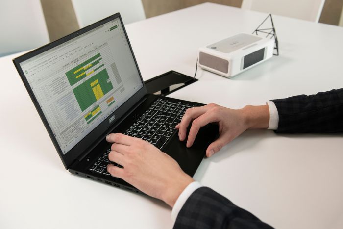 Ноутбук 2E Imaginary 15.6" FHD IPS AG, Intel i5-1335U, 8GB, F256GB, UMA, Win11PE, Чорний