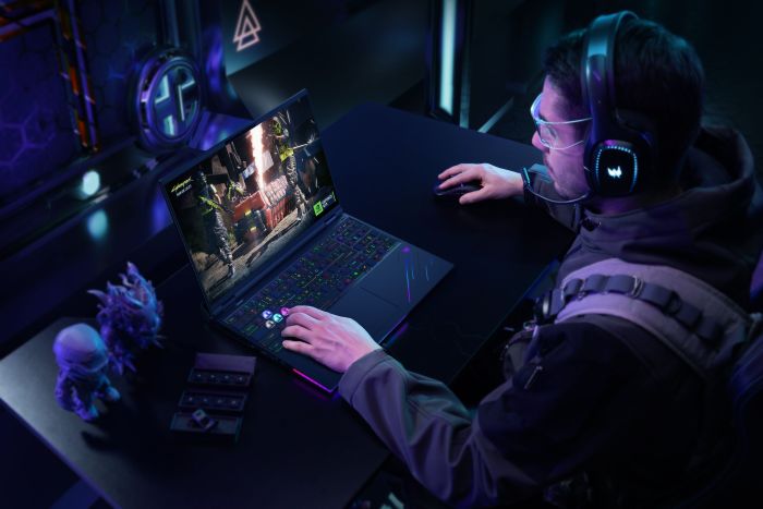 Ноутбук Acer Predator Helios 16 PH16-73 16" OLED, Intel U9-275HX, 32GB, F1TB, NVD5070Ti-12, Lin, черный