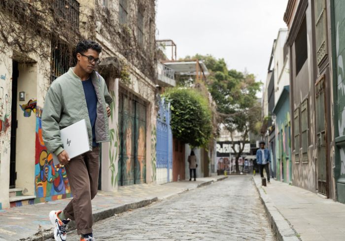 Ноутбук HP OmniBook 7 17-dc0000ua 17.3" FHD IPS Touch, Intel U7-258V, 32GB, F2TB, NVD4050-6, Win11, сріблястий