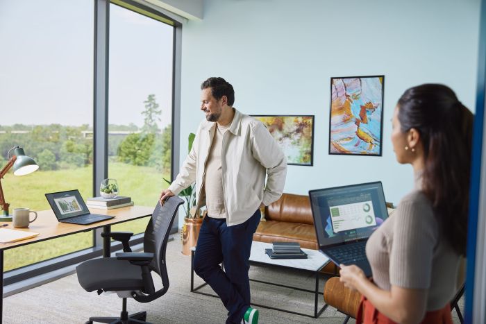 Ноутбук HP EliteBook Ultra G1i 14" 2.8k Touch, Intel U5-228V, 32GB, F1TB, UMA, Win11P, синій